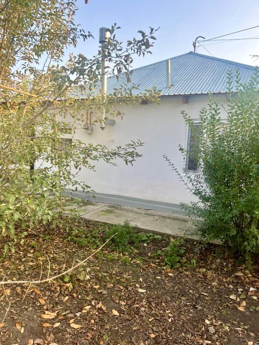 Дом продается с мебелью в центре