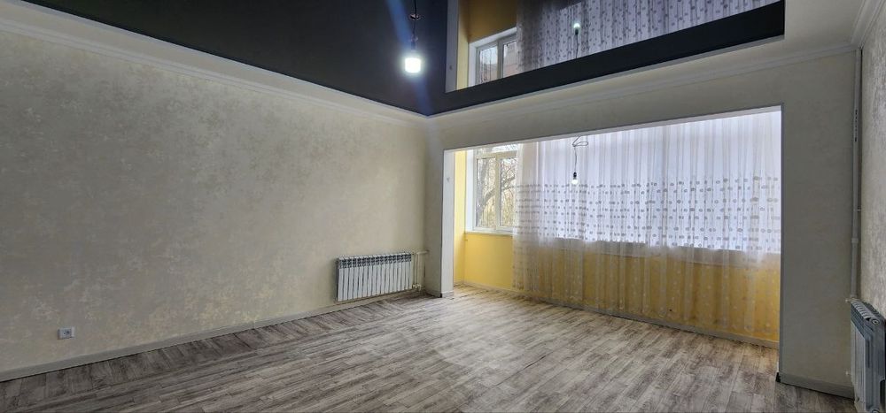 На продаже 2-комнатная на 3-Этаже , Французская планировка