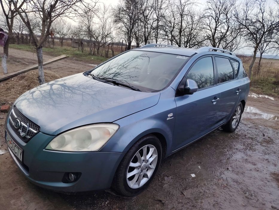 KIA Cee'd 2.0 crdi 170 cp