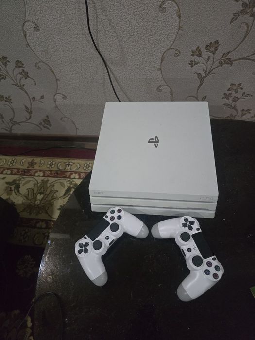 Play station 4 pro очень хороший
