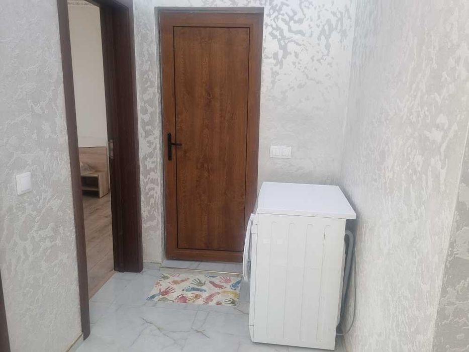 Дава се под наем Тристаен апартамент в Пловдив, Кършияка - 92 кв.м за 648.21 € - Снимка #10