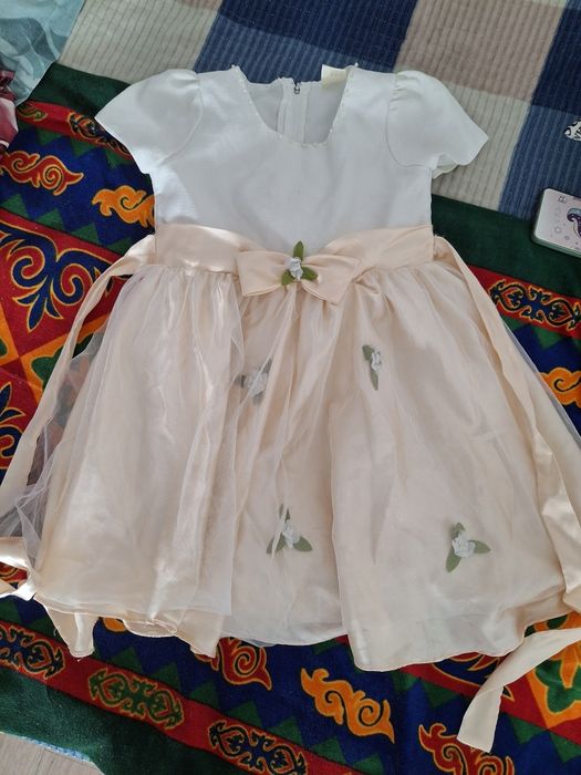 Продам платье за 1000т