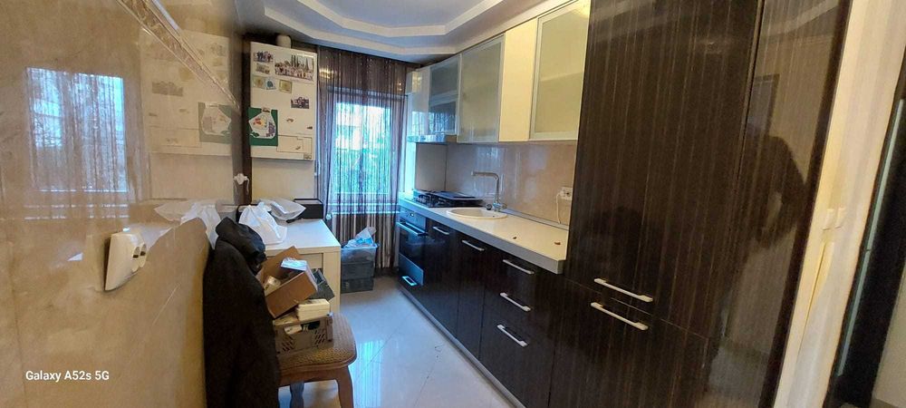 Apartament cu 3 camere, decomandat Racadau
