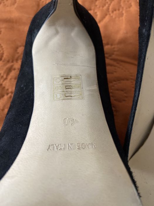 Superbi pantofi negri piele intoarsa - stiletto - Italia, 40