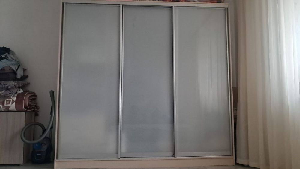 продам шкаф-купе