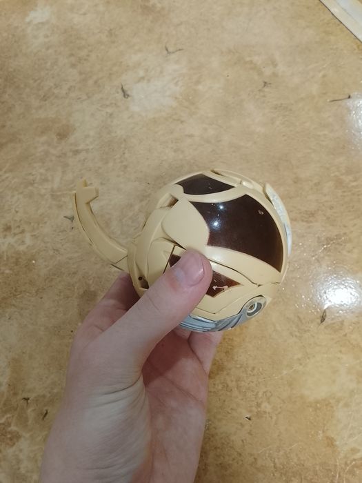 Продам бакуган 6000 тг