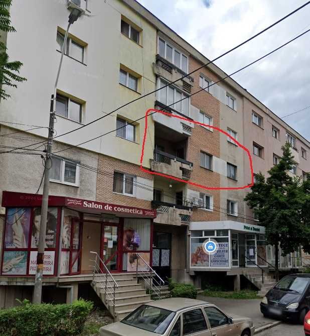 Vand apartament Deva, strada Ion Creanga, bloc 25, etaj 2. 4 camere
