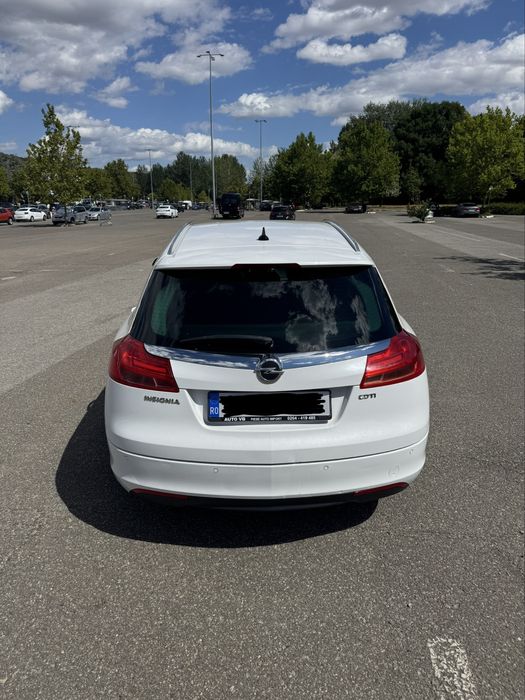 Opel Insignia 2011, motor defect