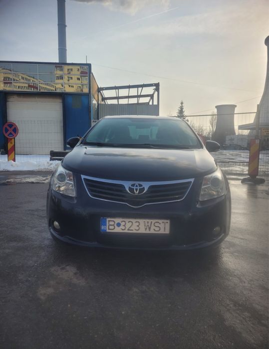toyota avensis