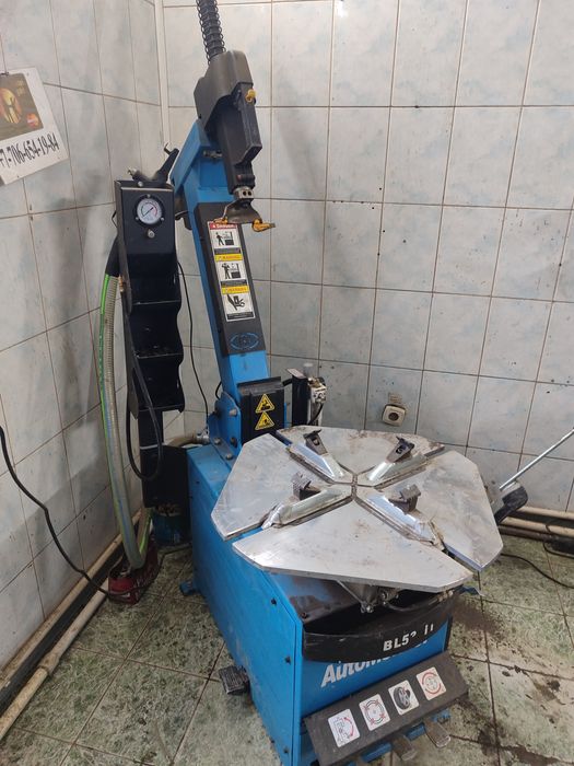 Продам шиномонтаж