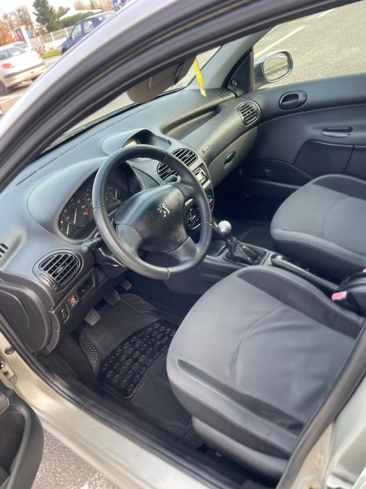 Peugeot 206 Break, an 2006, GPL