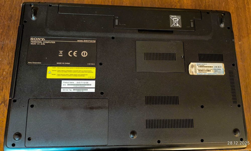 Лаптоп Сони 17 инча