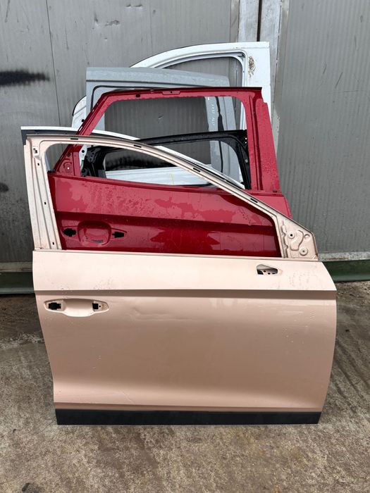 Предна дясна врата • Seat Arona (2019–)