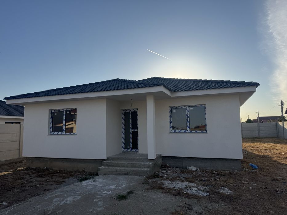 Casa de vanzare in Nojorid