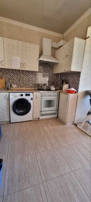 Продается 3в4 комнатная квартира на Карасу 6 банк дом