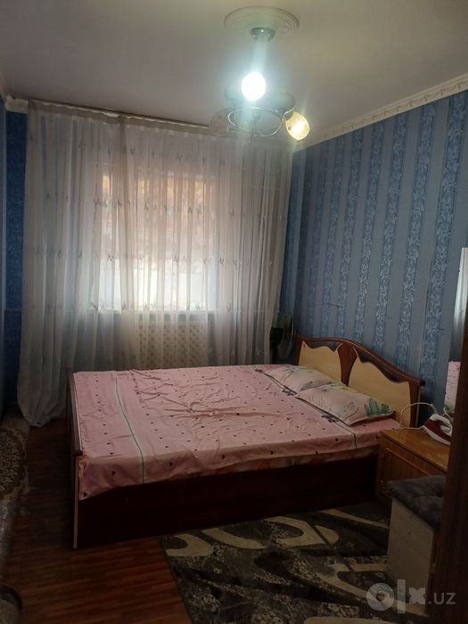 Метро Космонавтов, Метро Ойбек  продаю квартиру!В ипотеку можно купить