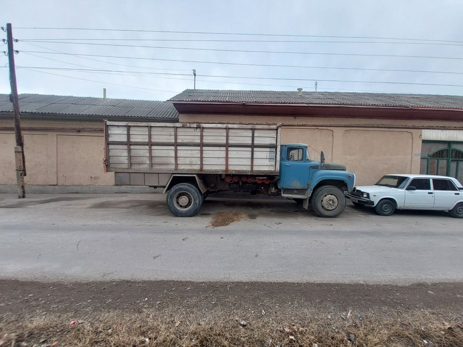 Zil 130 zudlik bilan sotiladi