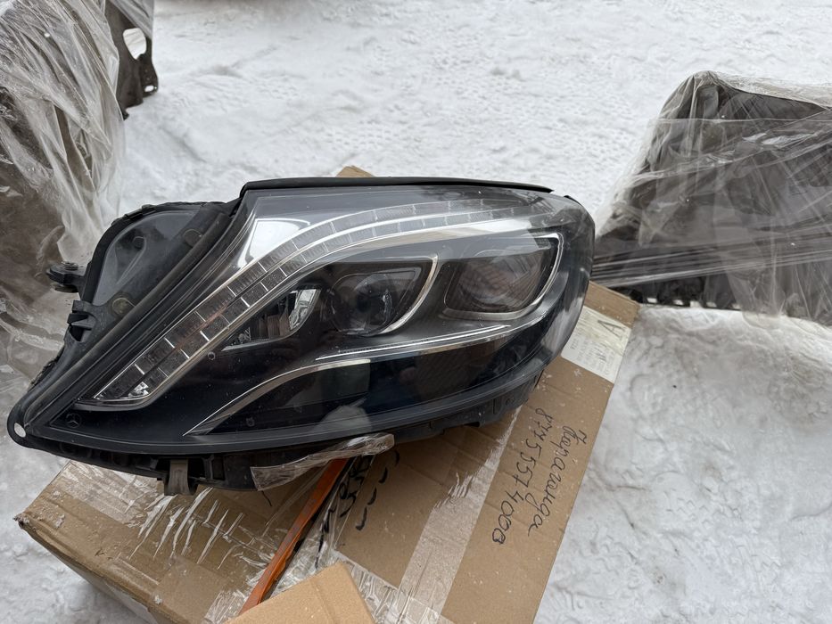 Продам передние фары мерседес 222 , 2014 год