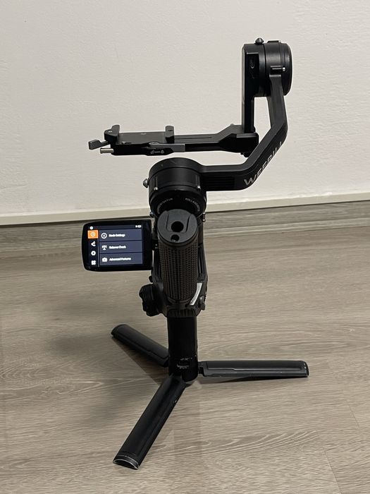Stabilizator Zhiyun Weebill 2 - Gimbal 3 Axe cu Ecran Tactil