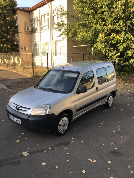 PEUGEOT Partner 2010 — imagine 3