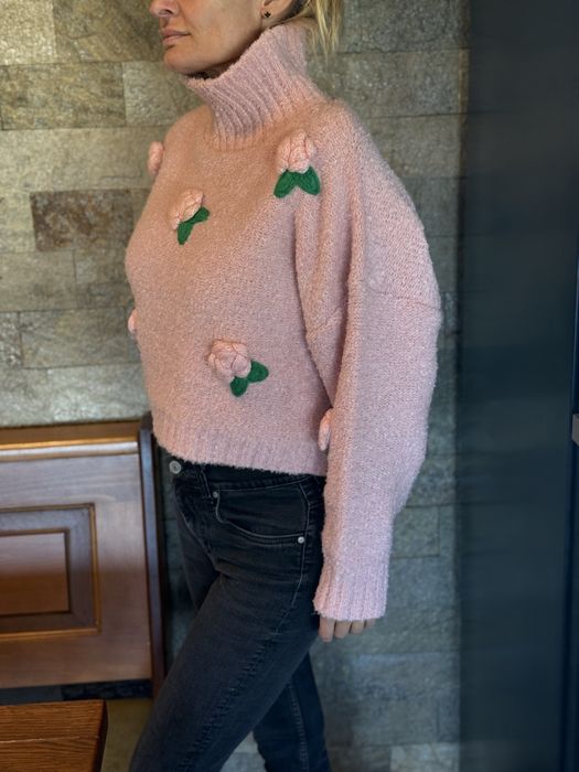 Дамски розови пуловерчета