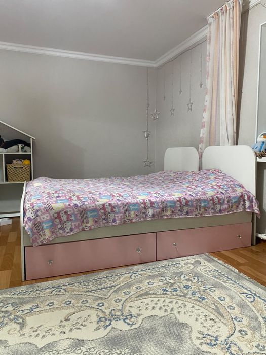 Срочно продам мебель , все по 5000 тг.