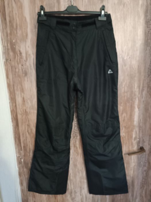 Юношески ски екип за момиче