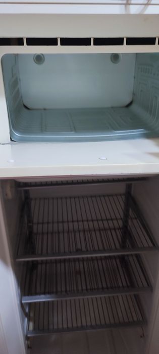 Холодильник Зил.