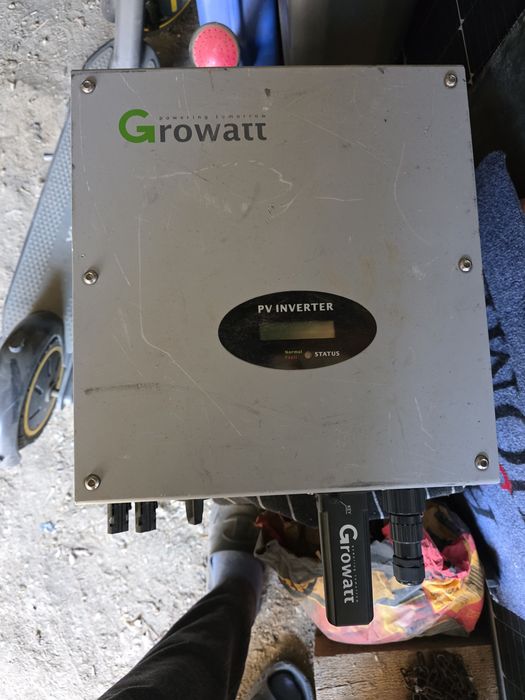 Micro inverter 2kw + growatt 3kw cititi anuntul