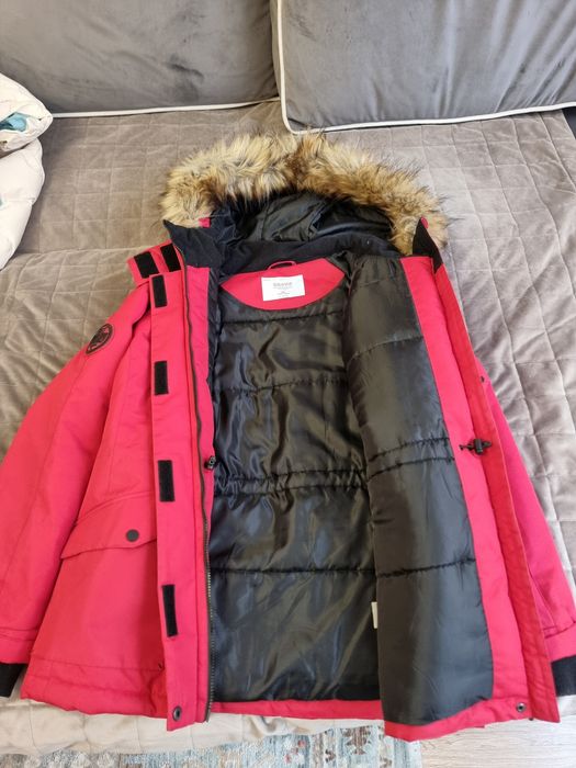 Продам женскую куртку