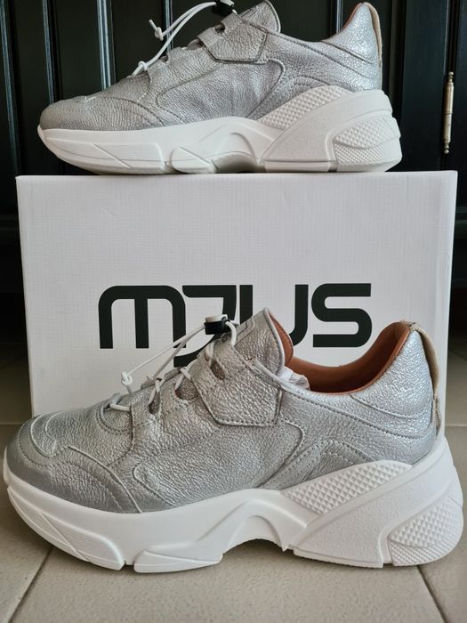 Дамски обувки /сникърси/  MJUS номер 39