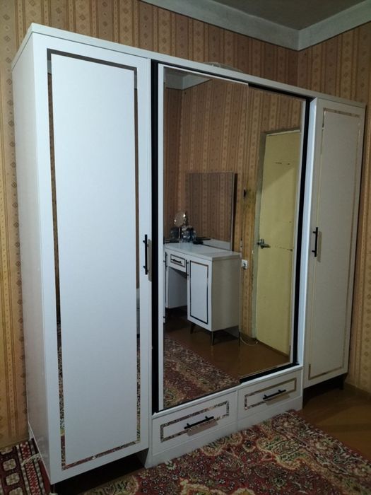 Спльный мебель 2 йил ишлатилган