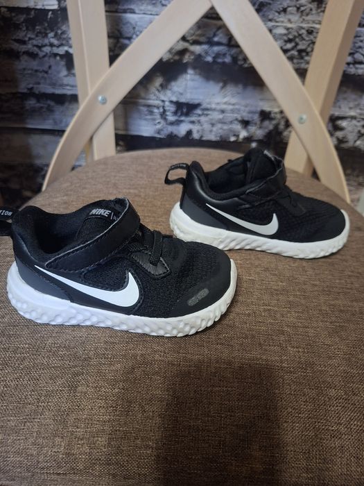 Детски маратонки NIKE