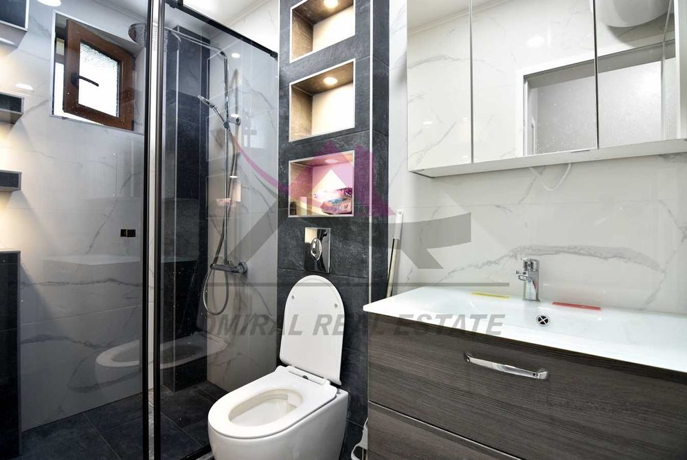 Продава се Двустаен апартамент в Варна, Бриз - 71 кв.м за 2465 €/кв.м - Снимка #6