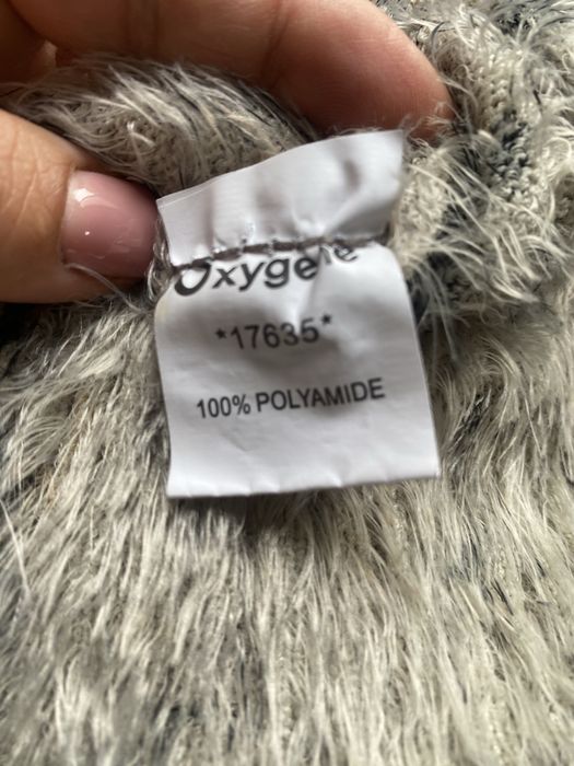 Pulovar purtat o singura data marimea Xl