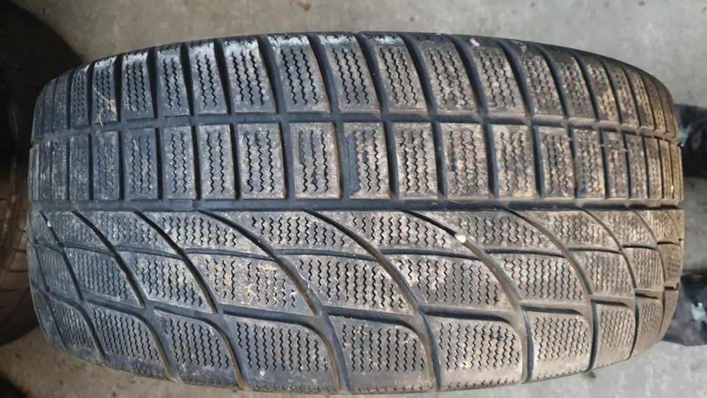 Гума 225 45 17 уестлейк