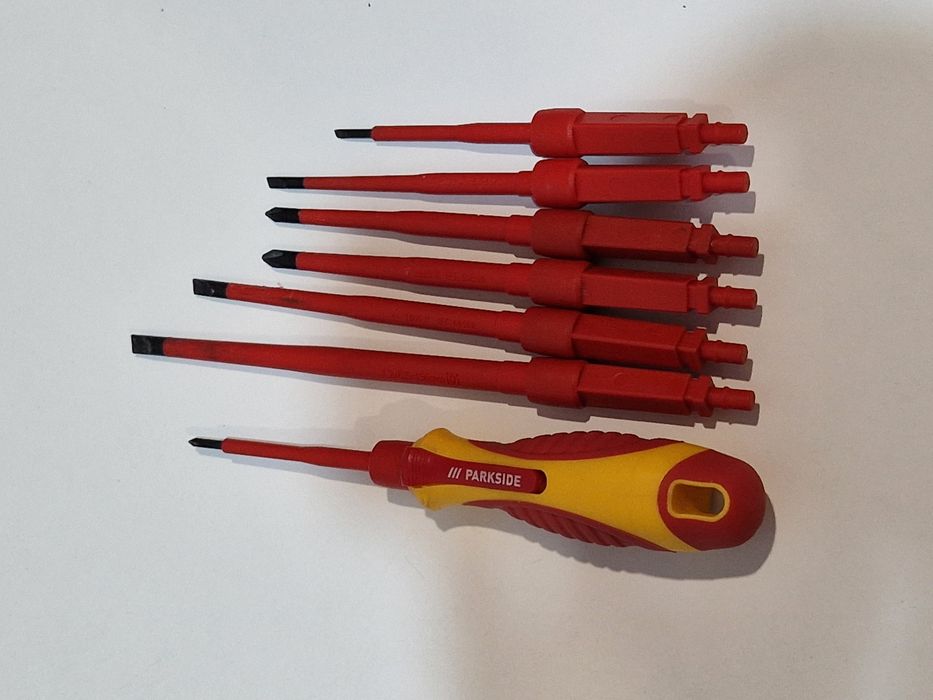 Set surubelnite pentru electricitate