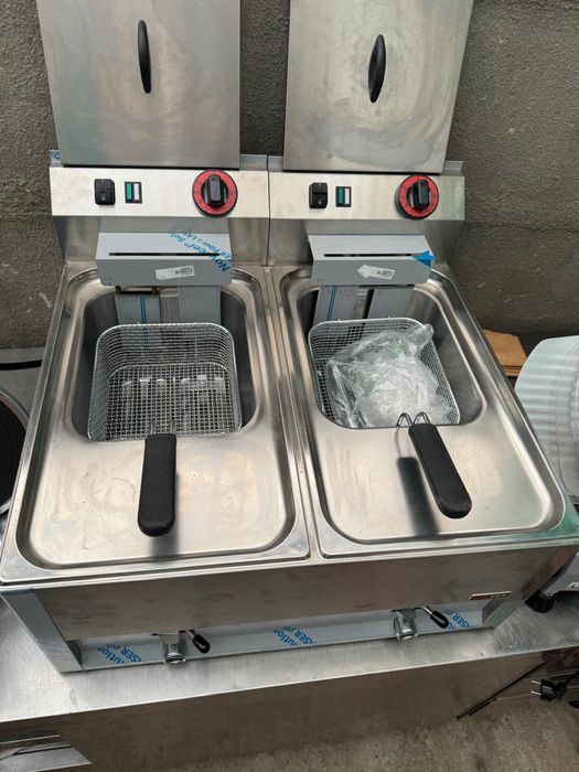 Friptoza profesionala noua cu 2 cuve 2x8l și feliator nou