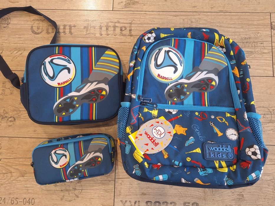 Две чисто нови ученически раници