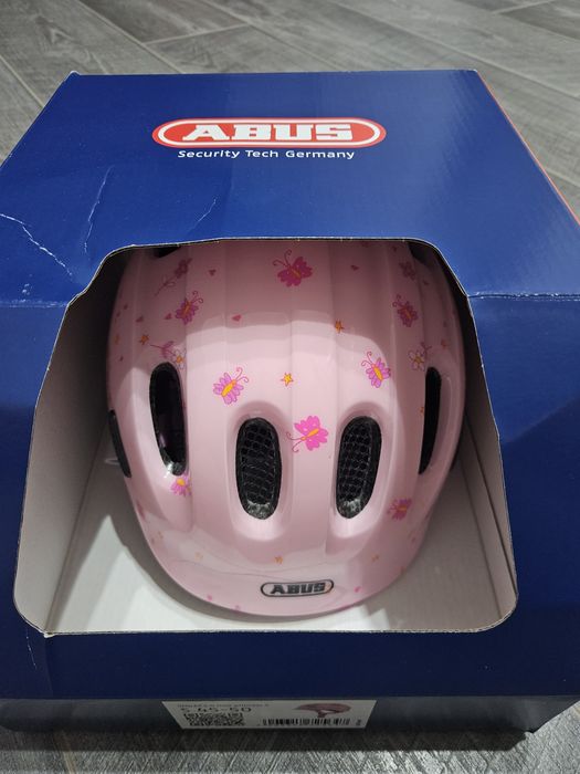 Abus нова каска размер 45-50 за момиче