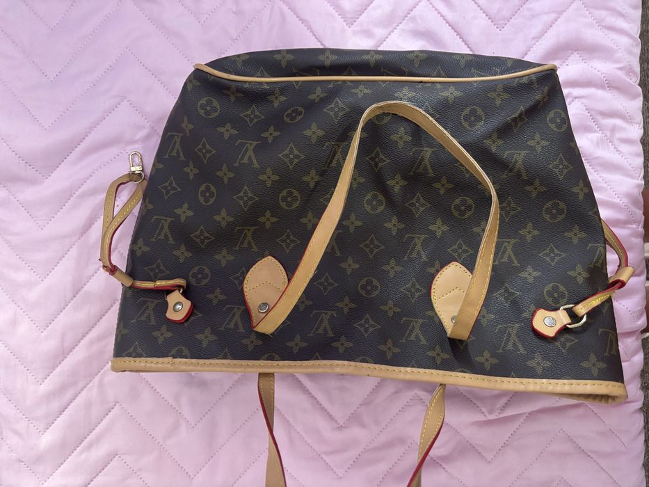 Geanta Louis Vuitton