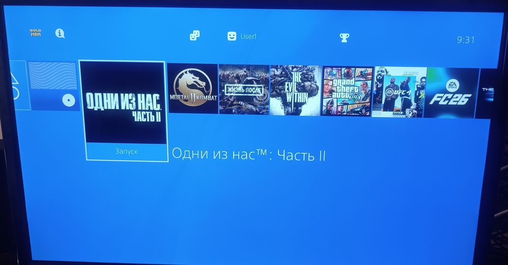 Продам Sony Playstation 4