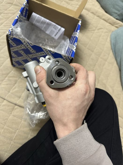 Продам гур на пассат б3 гольф 3