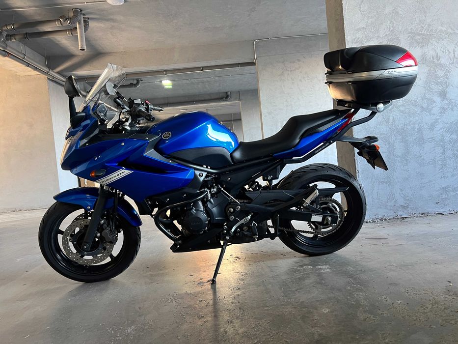 Yamaha XJ6 Diversion 2012, 600 + Case GIVI inclus