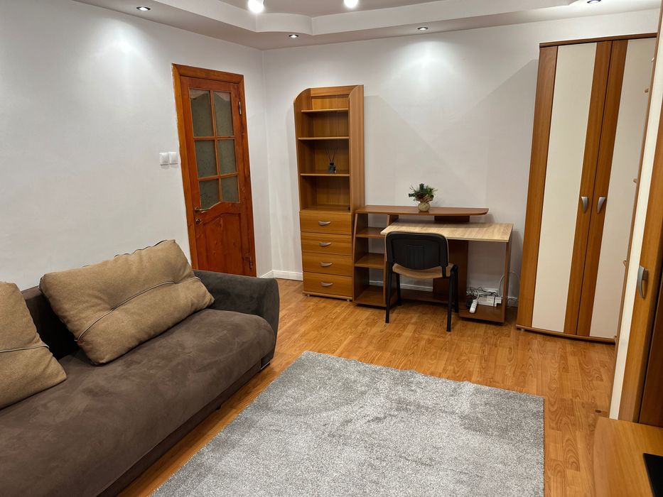 Apartament de inchiriat