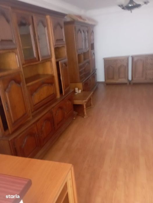 Apartament 4 camere, ultracentral, et 3/8 pret 165000€