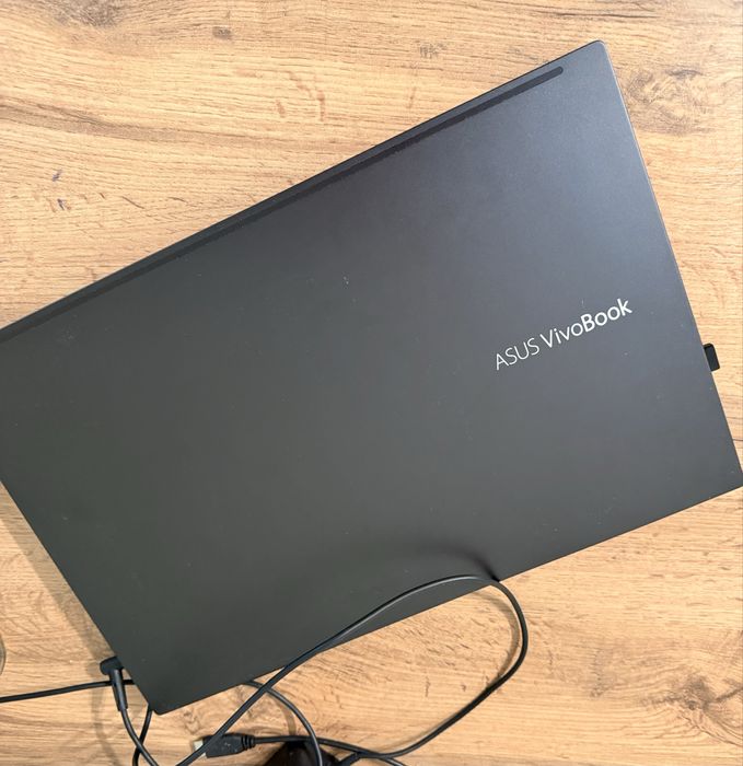 Ноутбук AsusVivoBook