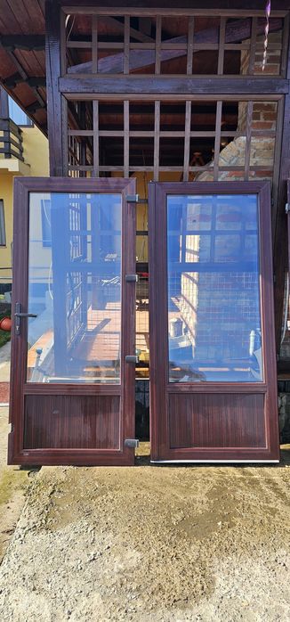 Usa dubla termopan - doua seturi de usi