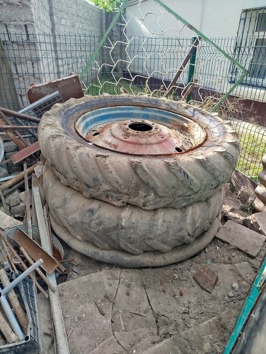 Трактор запчасти б/у