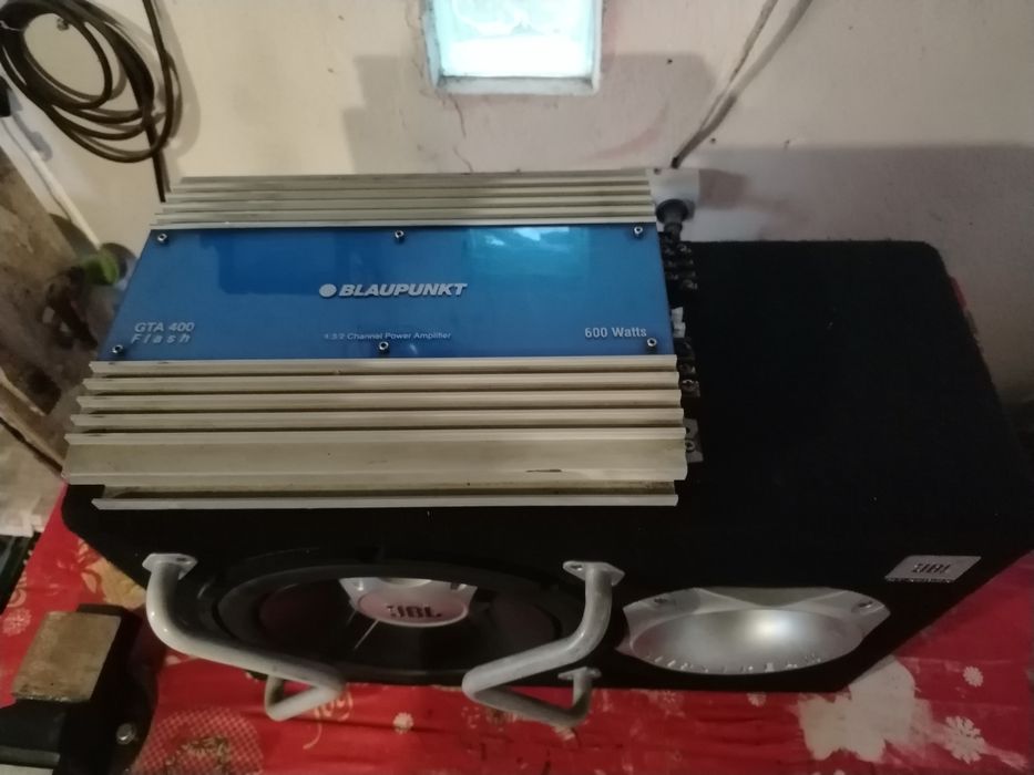 Vând tub de bas cu stație